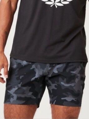 NWT Flint Park Men's Advantage Black & Gray Camo Unlined Athletic Shorts